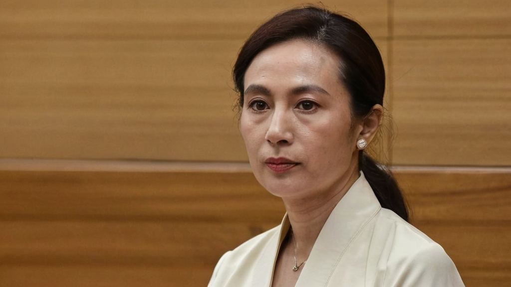光鲜网红突然爆发冲突引发江湖风云，背后隐藏虚假广告和搜索推广的秘密