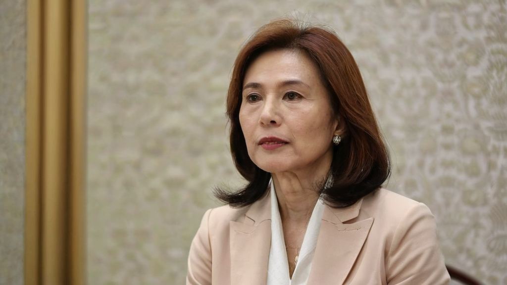 娱乐圈吃瓜辛云来与曾经在一部剧中崭露头角的小花旦的华丽蜕变故事