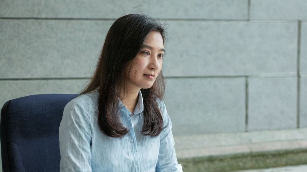 学校八卦女王揭秘大学生应该兼职还是专心学习的内幕引发吃瓜热潮